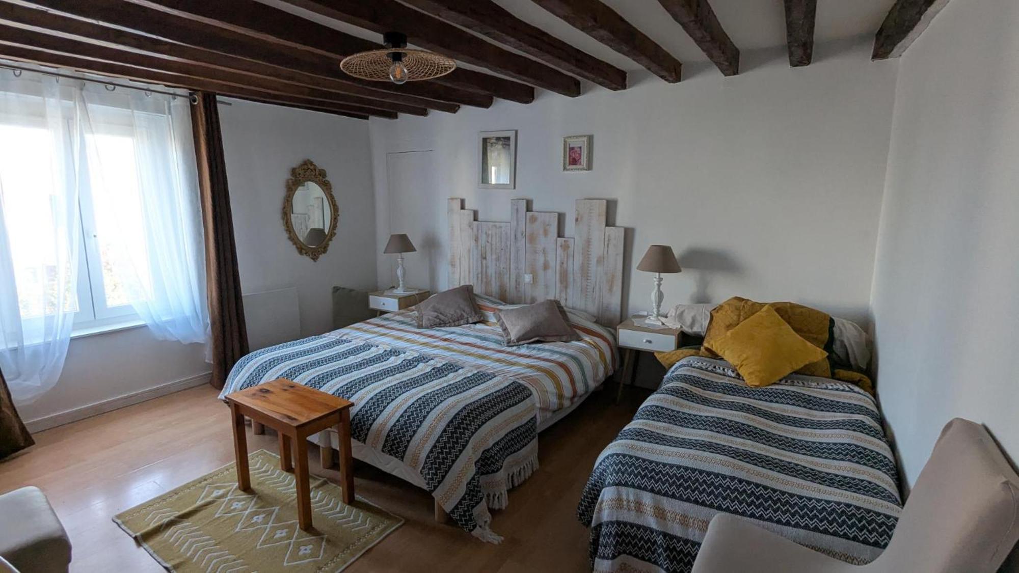 La Briarde Triple Pdj Bed and Breakfast Boissy-le-Chatel Eksteriør billede